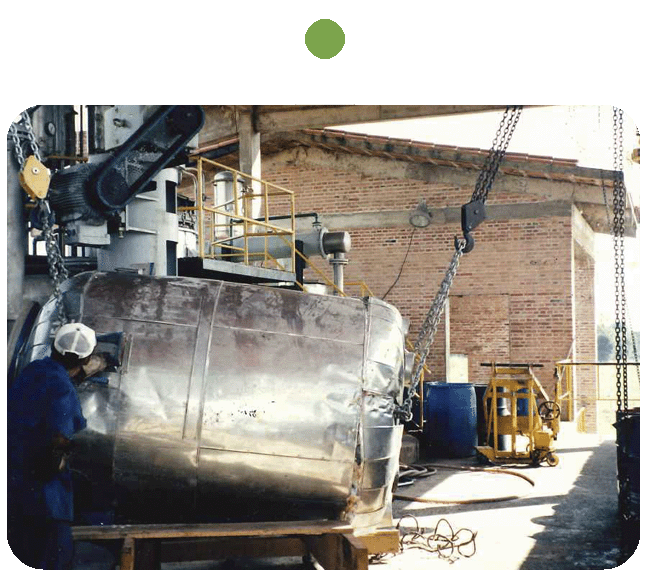 1992  After establishing its own plant, the company starts its manufacturing activities producing 20 tons/month of auxiliaries for textile industry.